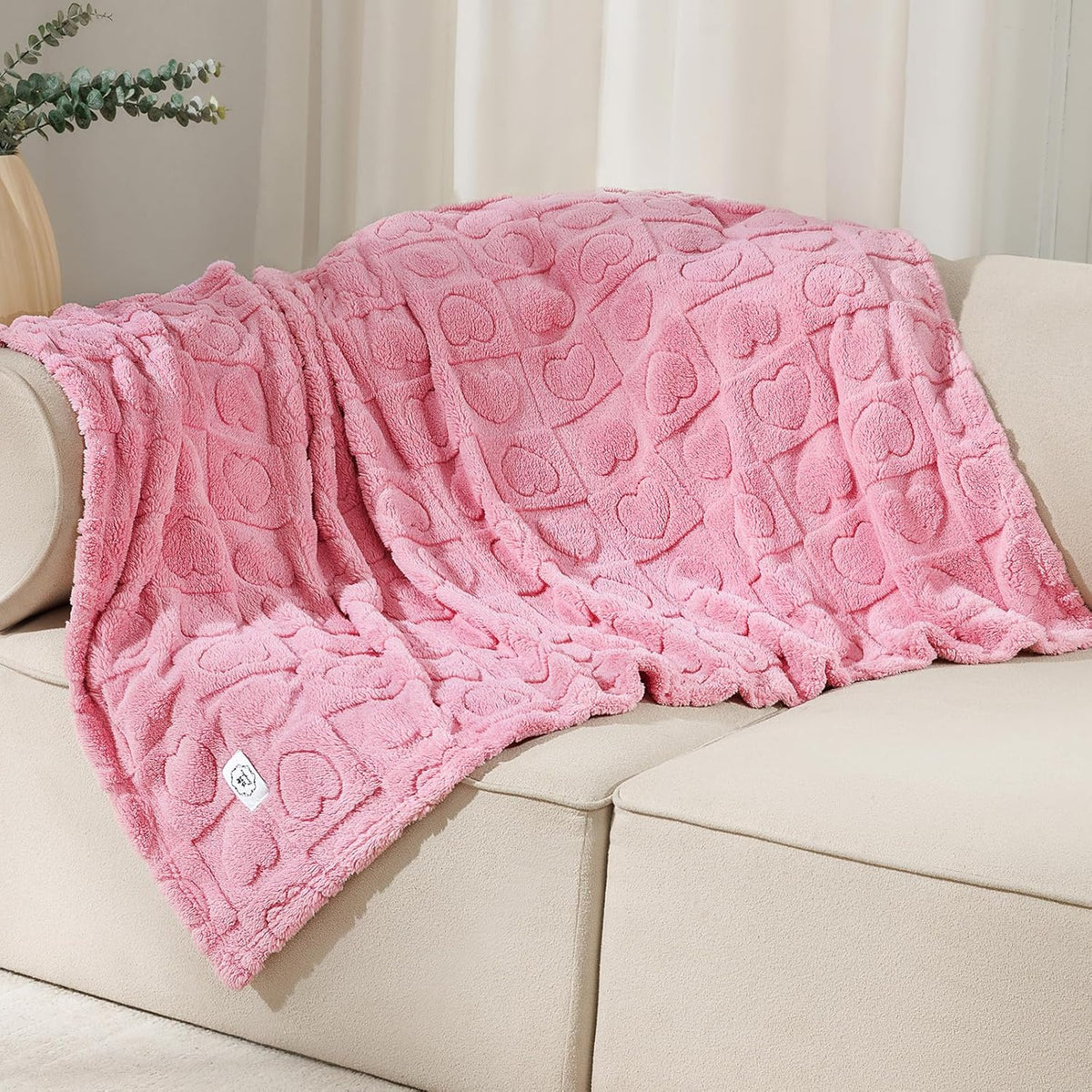 Small Dog Blanket Washable Pet Bed Cover Soft Fluffy Puppy Blanket with Premium Fleece 300GSM Cozy Calming Cat Blankets for Indoor Cats Pink 30x20 inch