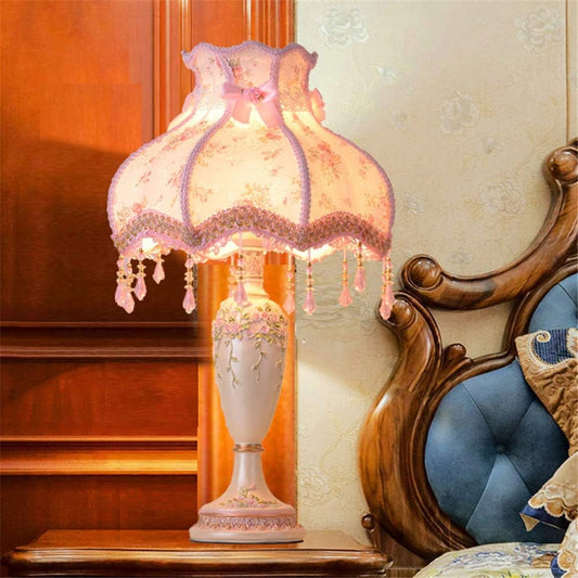 Night Stand Lamp Single Bulb Desk lamp Romantic Pastoral Scalloped Dress Fabric with Braided Trim Table Light Bedside Lamp -Pink