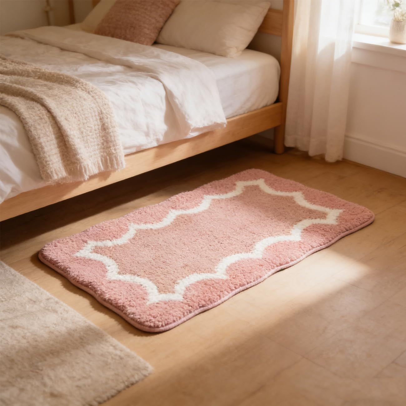 Scalloped Pink Bathroom Rugs, Cute Bath Mat Microfiber Absorbent Quick Dry Bath Mats Non Slip Shower Rug Funky Aesthetic Room Decor Entry Doormat Floor Carpet (Gray,16" x 24")