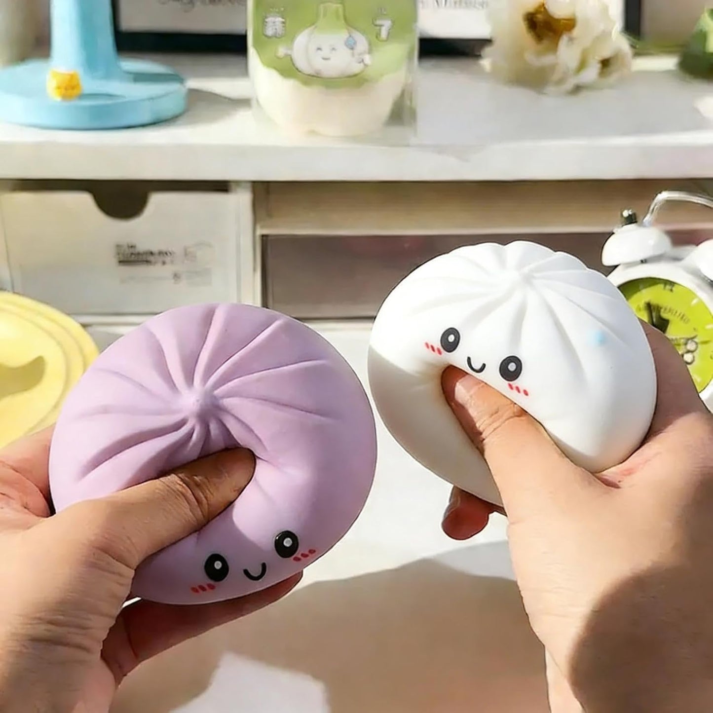 Dumpling Squishy, Mystery Dumplings Squishy, Sensory Squeeze Toy for Stress Relief, Soft Squeeze Decompression Dough for Adults Classroom Prizes & Party Favors (Pink)