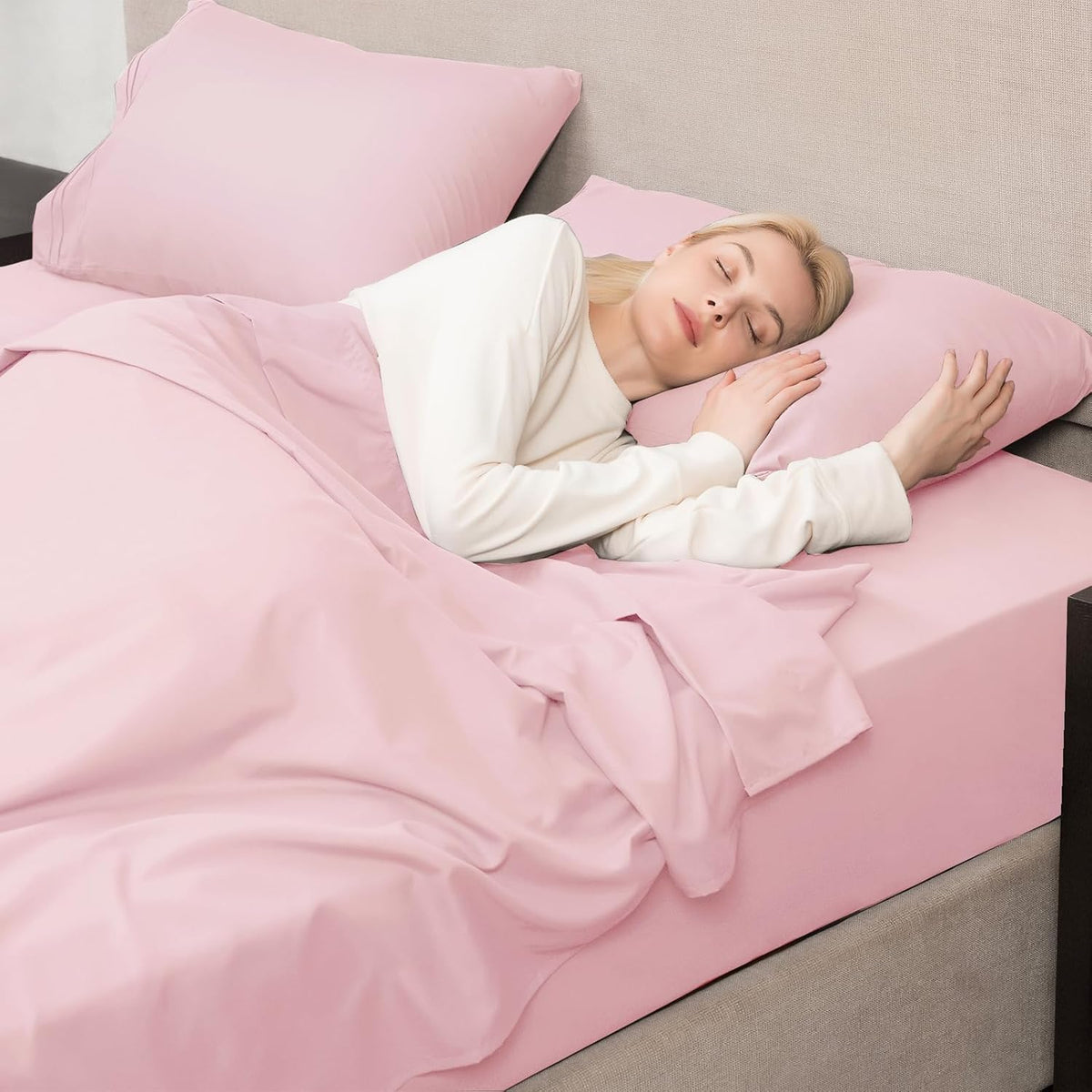 Queen Size Sheet Set - Hotel Luxury 1800 Bedding Sheets & Pillowcases - Deep Pocket Fitted Sheet, Soft, Breathable, Wrinkle & Fade Resistant - 4 Piece (Queen, Blush Pink)