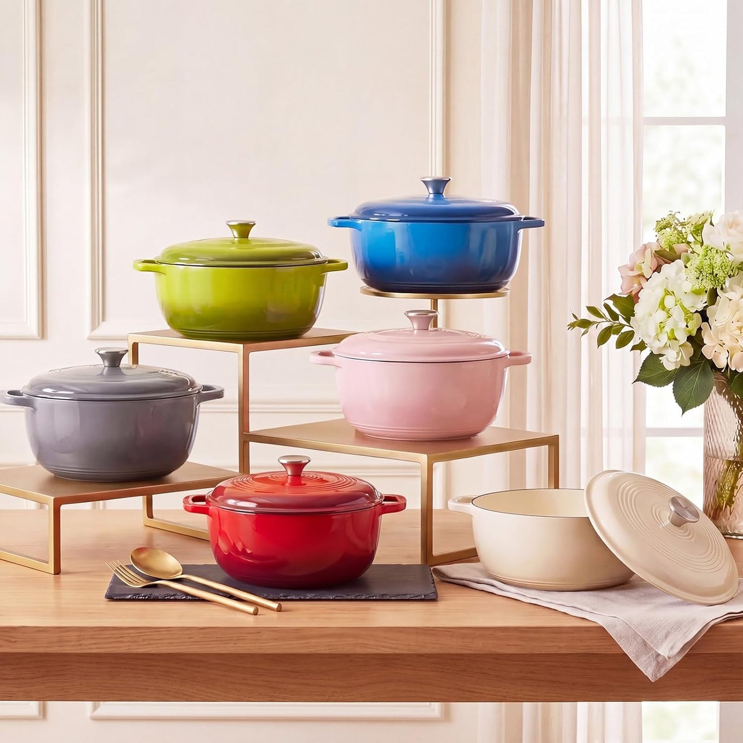 NEWBULIG Cast Iron Dutch Oven, 6 Quart Enamel Dutch Oven Pot with Lid, Heavy Duty Cookware for Sourdough Bread, Braising, Stews, Roasting, Safe up to 500°F, Pink