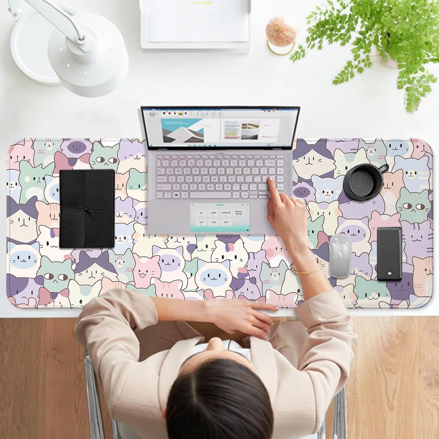 Cute Pink Cat Gaming Desk Mat, Computer Keyboard Large Extended Kawaii Pastel Cat Mouse Pad for Office and Home, 31.5×11.8 Inches, XL