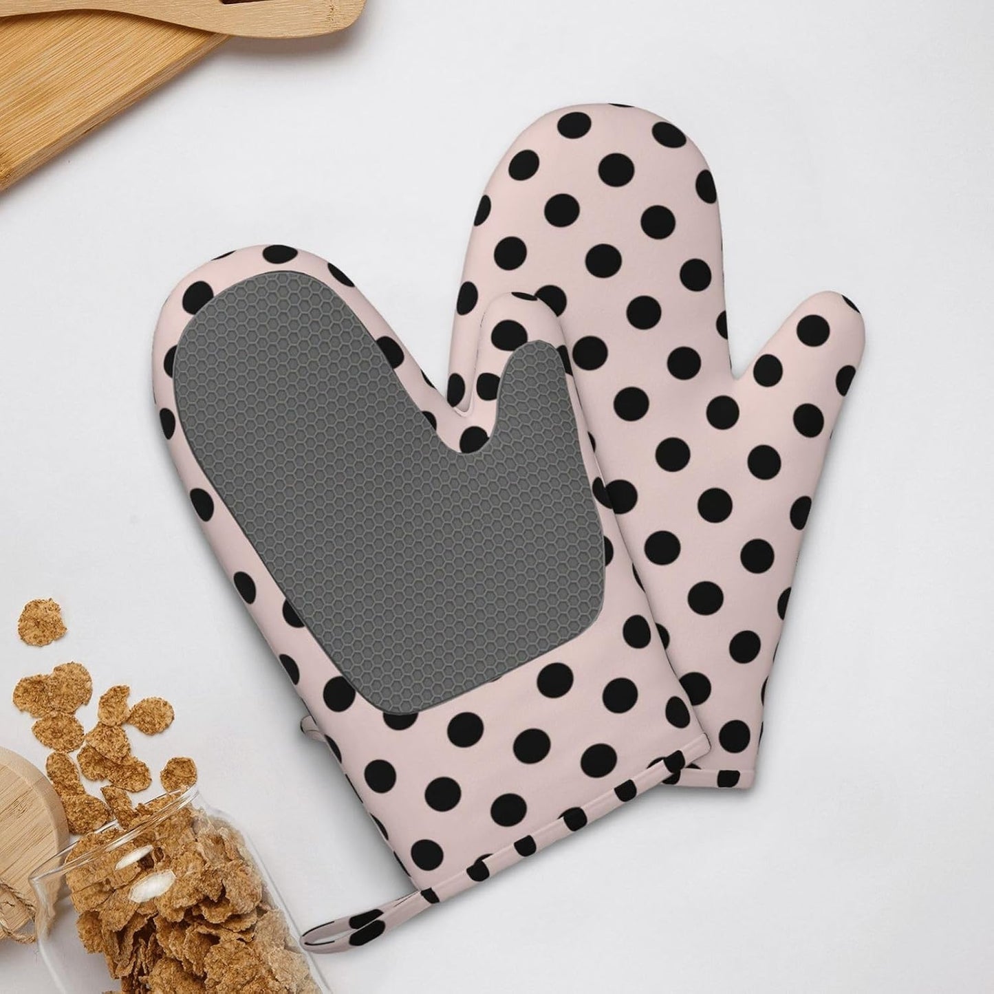 Blush Pink & Black Polka Dots Oven Mitts 2 Pack Kitchen Heat Resistant Oven Gloves with Non-Slip Silicone Surface
