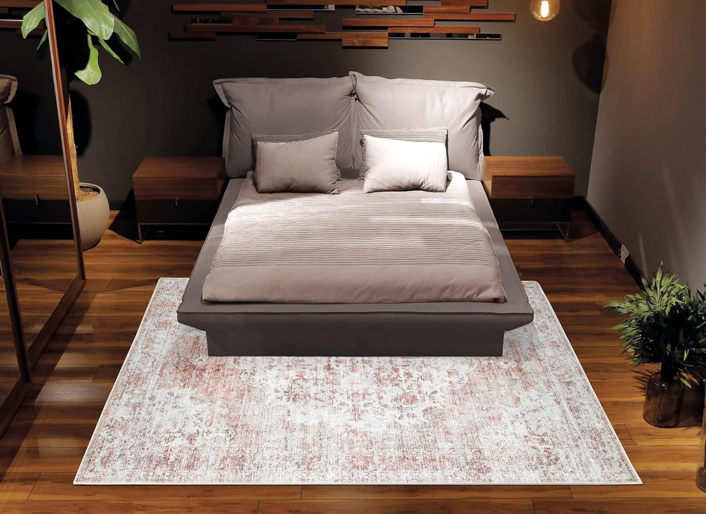 Bloom Rugs Washable Non-Slip 5' x 7' Rug - Ivory/Blush Traditional Area Rug for Living Room, Bedroom, Dining Room, and Kitchen - Exact Size: 5' x 7'