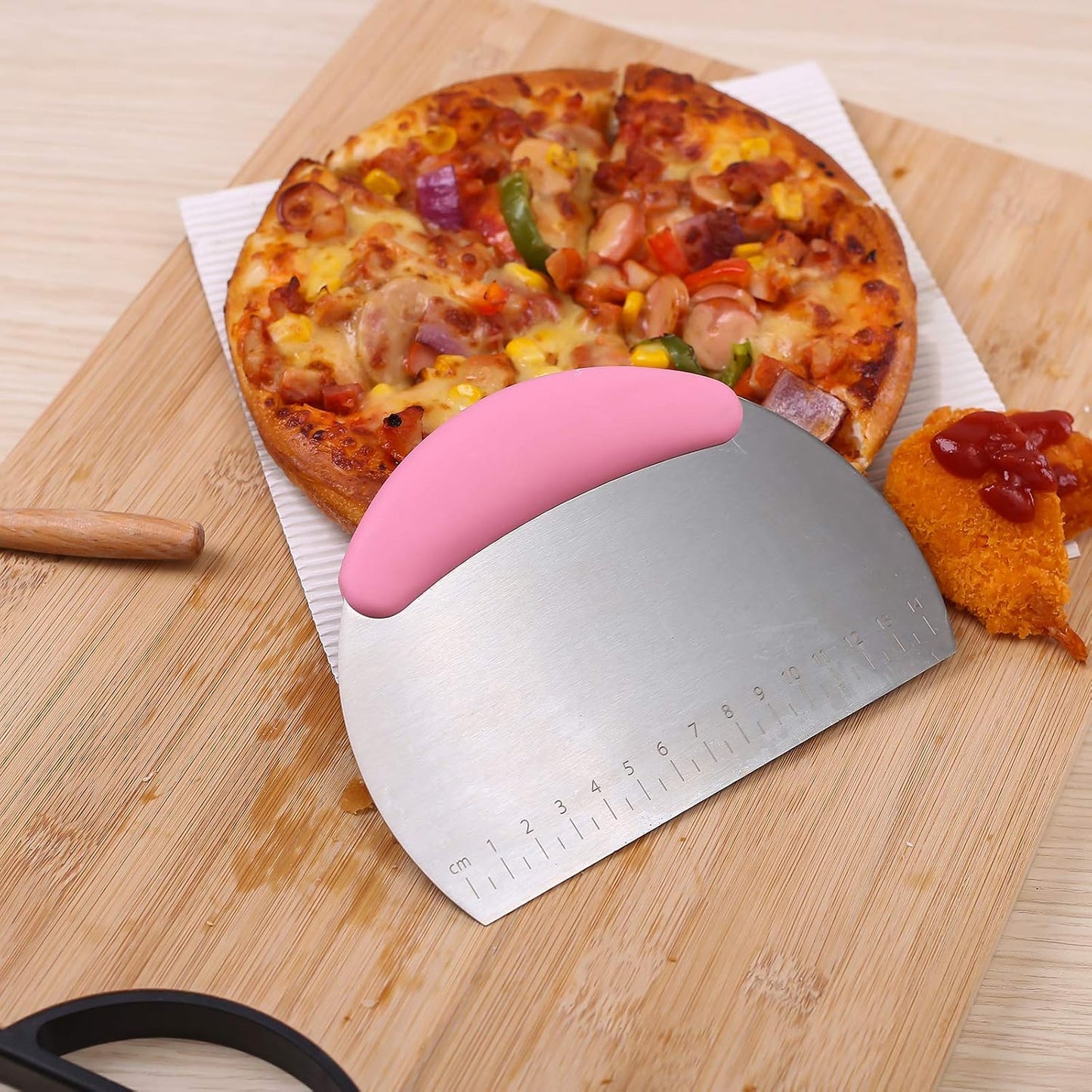 1 pcs Dough Pastry Scraper Chopper/Stainless Steel Dough Scraper Cutter with Ergonomic Rubber Non-Slip Grip/Dough Scraper Cutter/Pro Pastry Pizza Cutter Chopper (Pink)