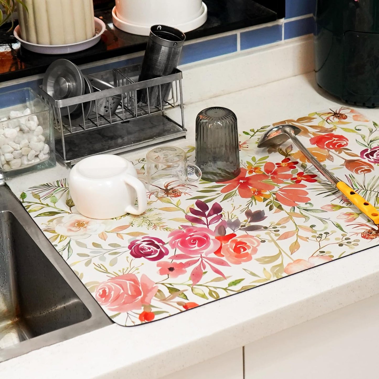 Floral Dish Drying Mat for Kitchen Countertop, 15.7 x 23.6 Inch Water Absorbing Rectangular Mat with Heat Insulated Rubber Backing, Decorative Sink and Table Pad (Pink)