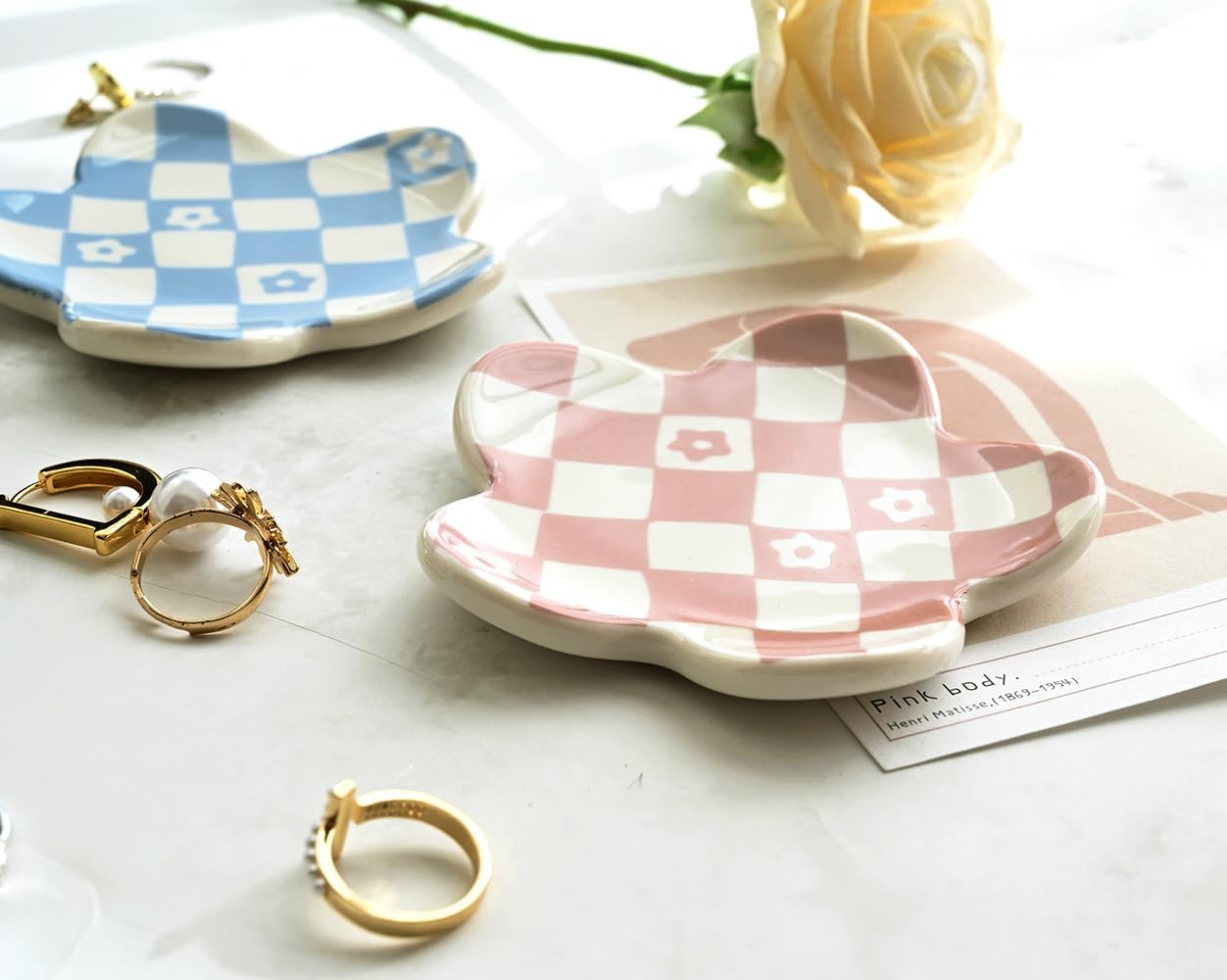 Pink Checkered Jewelry Dish, Cute Flower Trinket Tray for Rings & Earrings, Trendy Teen Girls Birthday Gifts, Aesthetic Room Decor for Nightstand Vanity Bathroom Sink & Dorm Desk, 3.8"