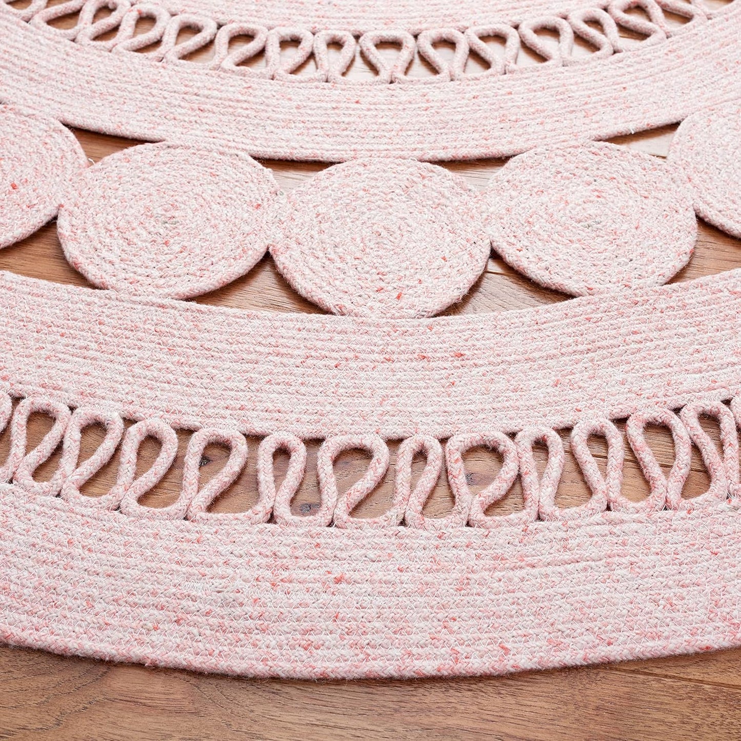 SAFAVIEH Cape Cod Collection 4' Round Pink CAP222U Handmade Braided Area Rug