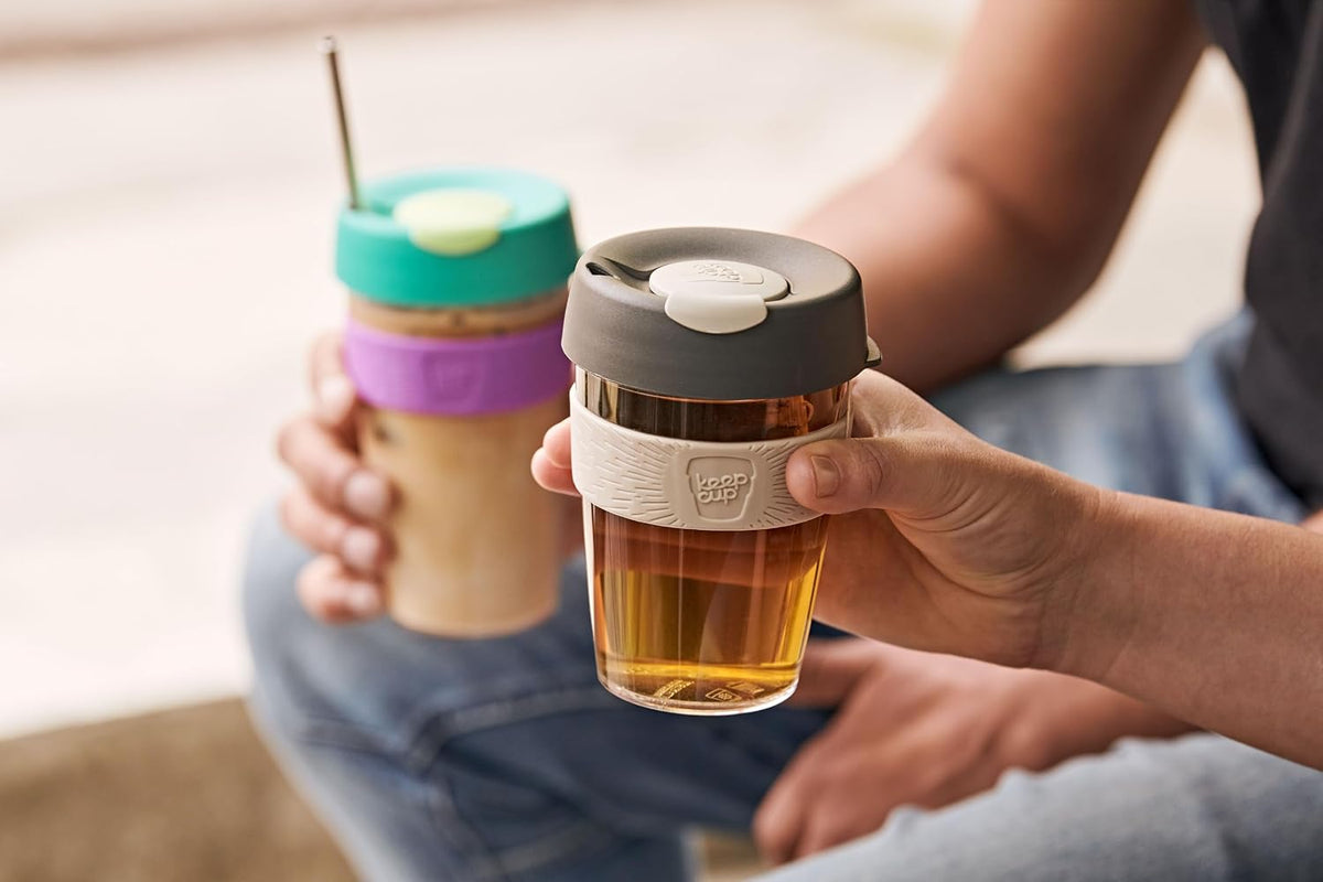 Original Reusable Coffee Cup, 12 oz Lightweight Plastic Travel Cup with Splashproof Sipper Lid, Dishwasher Safe, Peaches (Pashmak Pink)