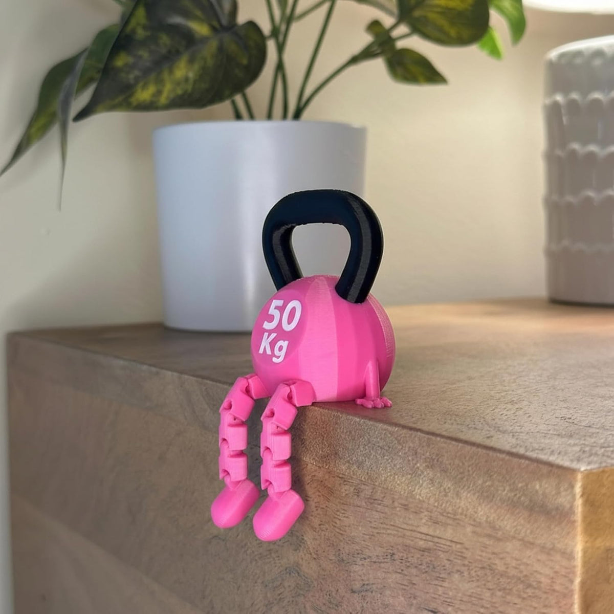 Kettlebell Ornament Gym Desk Decor with Articulated Legs Cute Mini 50Kg Kettle bell Figurine | Funny Fitness Workout Motivation Home Office Accessory | Unique Gift for Gym Lovers Bodybuilders