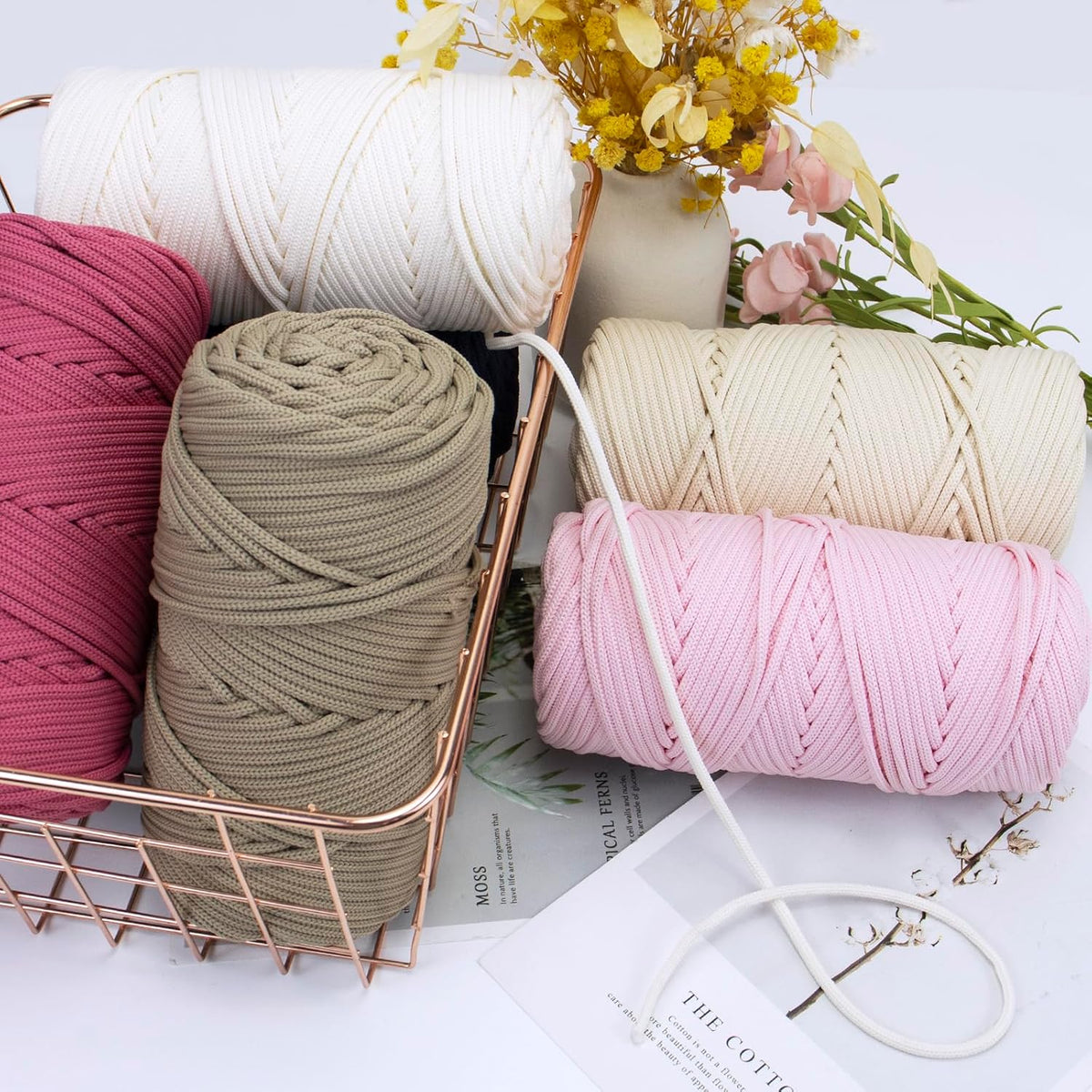 Polyester Macrame Cord 4mm x 164 Yards Braided Polyester Cord Thick Macrame Rope Yarn Crochet Cord, Polyester Yarn for Crocheting, Bags, Wall Hangers, Rug, DIY Crafts (Peach Red)