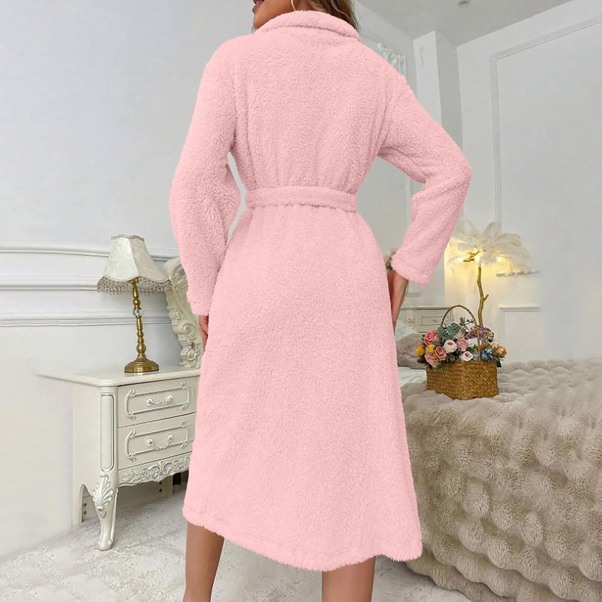Women's Robe Long Plush Soft Bathrobe Cute Heart Printed Robes Shawl Collar Sleepwear with Pockets