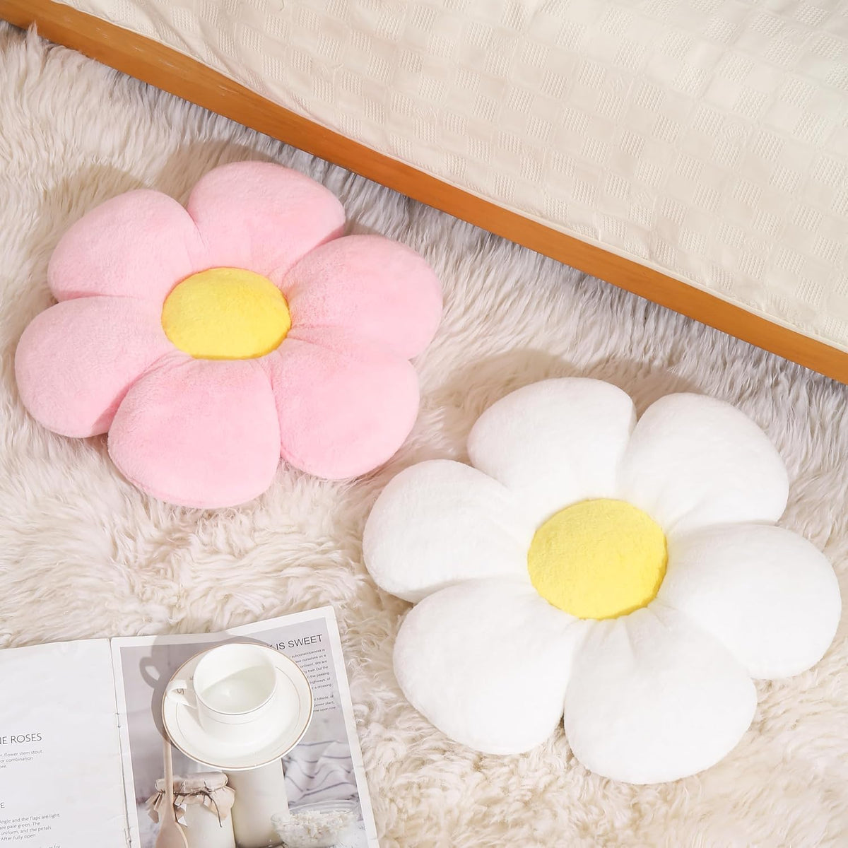 KUCCO Flower Pillow, Pink Daisy Shaped Decorative Throw Pillow, 17.7 Inch
