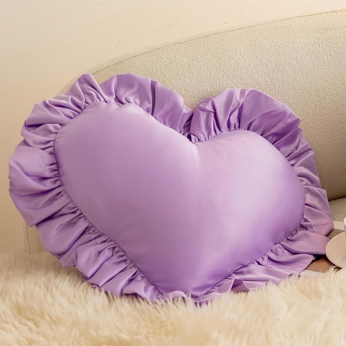 Heart Pillow, Light Pink Ruffles Design Love Throw Pillows Decorative Pillows for Bed Couch Cute Room Decor Heart Shaped Throw Pillow Cushion for Living Room Bedroom Gifts Pillows