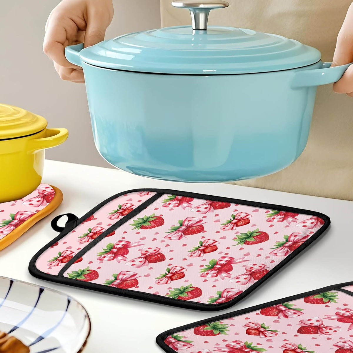 Pink Strawberry Oven Mitts Set, Coquette Pink Dots Bow Strawberry Heat Resistant Kitchen Oven Gloves for Baking and Cooking,Pot Holders