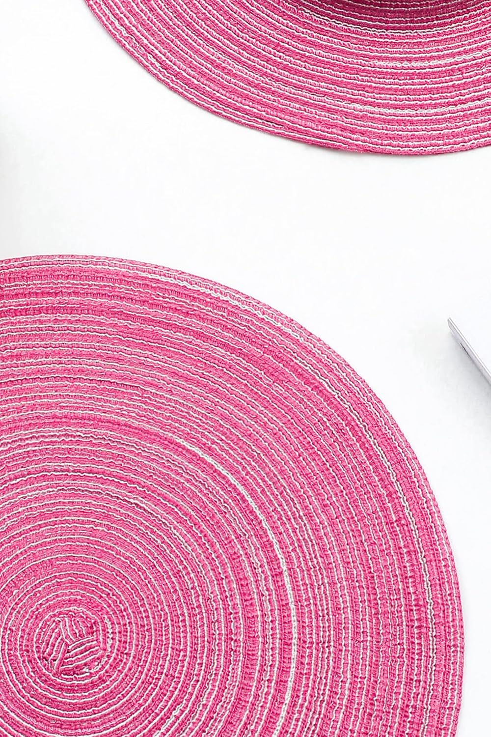 15 Inch Round Braided Placemats Set of 4, Washable Heat Resistant Cotton Polyester Circle Place Mats for Kitchen Dining Table - Berry Pink