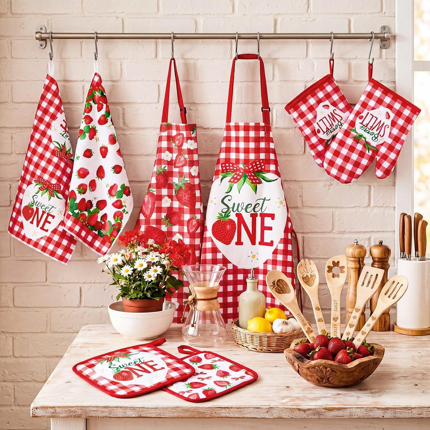 13 Pcs Strawberry Kitchen Decor Accessories Pink Kitchen Apron Dish Towels Oven Mitts and Pot Holders Cute Wooden Spoons for Farmhouse Home Strawberry Party Decoration Housewarming Gifts