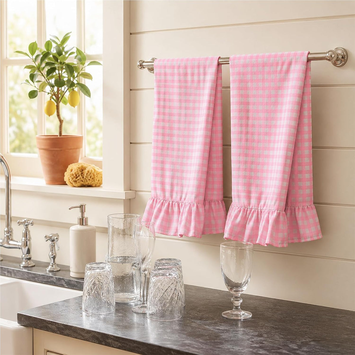 2 PCS Ruffled Gingham Dish Towels Pink White Checkered Kitchen Hand Towels 26"x 18" Cotton Farmhouse Tea Towels with Ruffles for Cooking Baking Housewarming Home Decor Absorbent Cloth