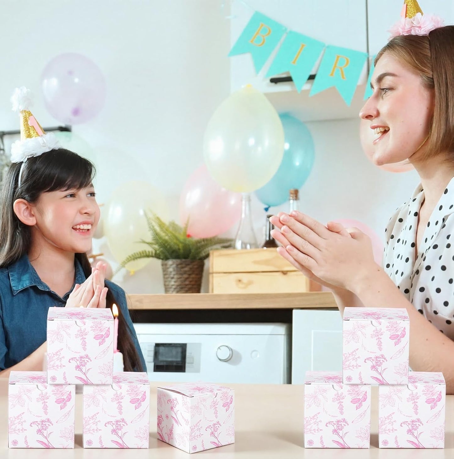TecUnite 50 Pcs 3x3x3'' Pink Floral Paper Gift Candy Boxes Chinoiserie Flower Paper Gift Box Small Pink White Hydrangea Party Packaging Bag for Wedding Birthday Cardstock Shower Party Supply Decor