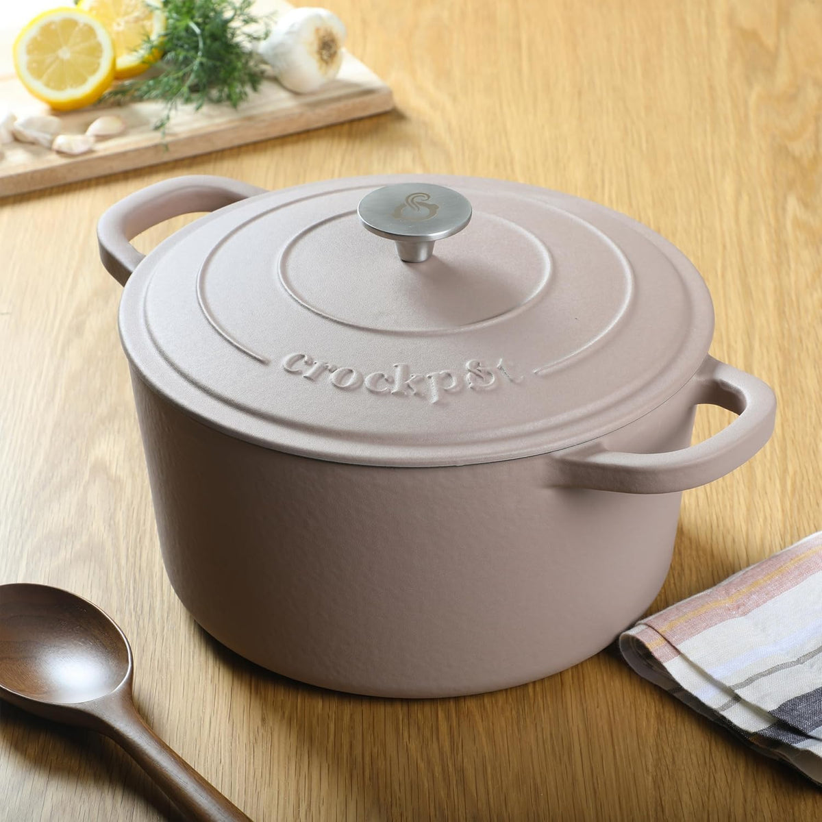 7 Quart Enameled Cast Iron Dutch Oven with Lid – Large Round Casserole Dish for Baking, Roasting & Slow Cooking – Oven & Stovetop Safe Cookware with Self-Basting Lid (Dusty Pink)