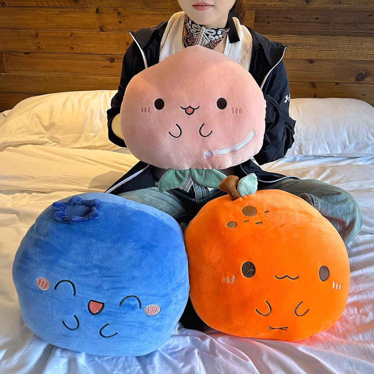Peach Plush Pillow, Fruit Stuffed Animal, Food Plush Pillow with Hand Pocket, Gift for Kids Adults (12.9 * 12.2in)