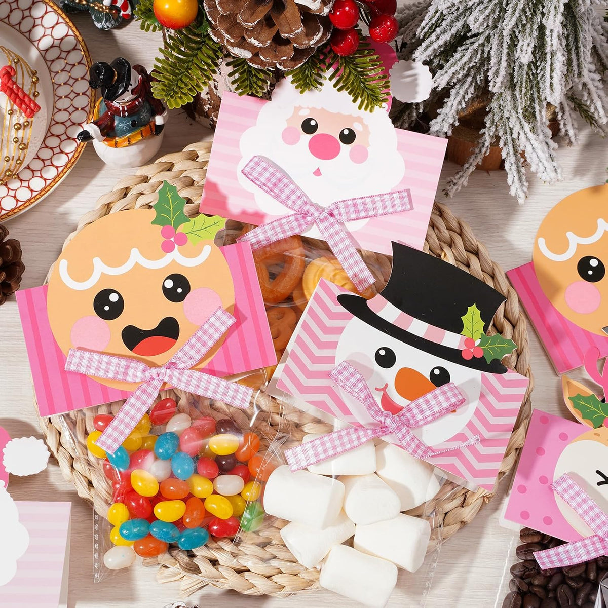 180Pcs Magic Reindeer Food Treat Bags Pink Christmas Self-Adhesive Goodie Bags with Toppers Bow for Winter Xmas Party Packing Supplies
