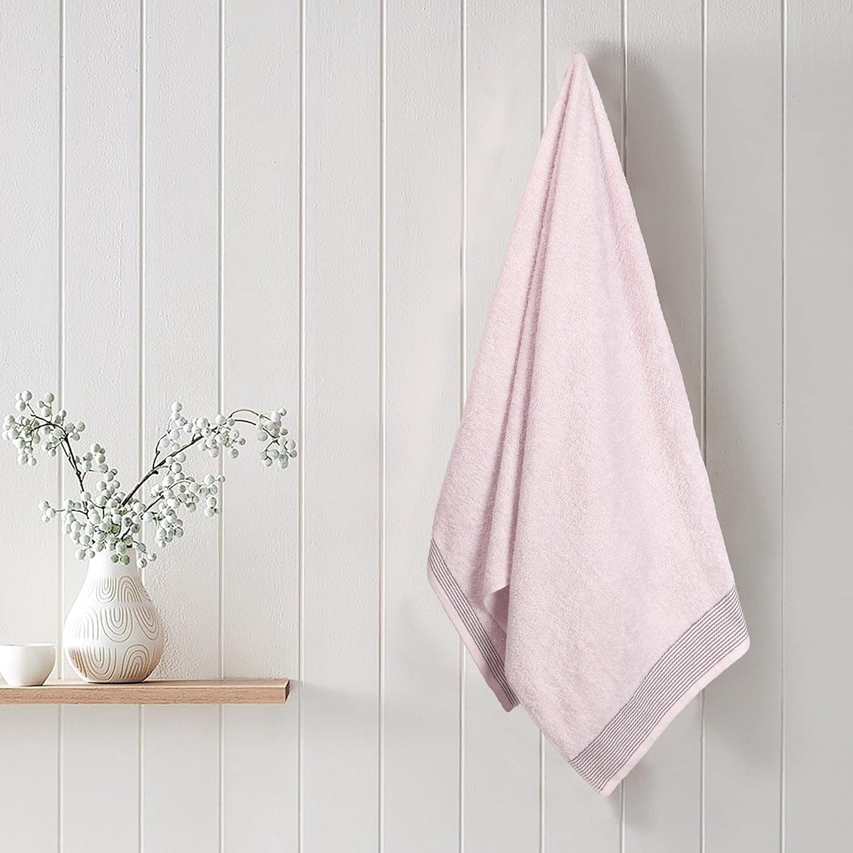 Ultra Soft 2 Pack Oversized Bath Towel Set 28x55 inches, 100% Cotton Large Bath Towels, Ultra Absorbant Compact Quickdry & Lightweight Towel, Ideal for Gym Travel Camp Pool - Pink