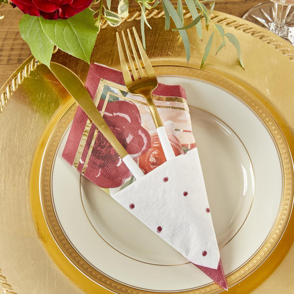 Burgundy Blush Floral Paper Napkins, Thick Decorative Dinner Napkins, Luncheon Serveware, Perfect for Wedding Reception Or Bridal Shower,Gold and burgundy