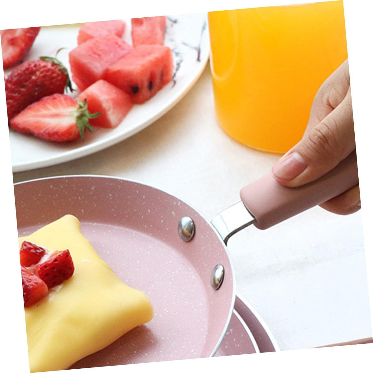 Aluminum Non-stick Frying Pan 8-inch Pink Omelet Pancake Skillet for Home and Restaurant Cooking
