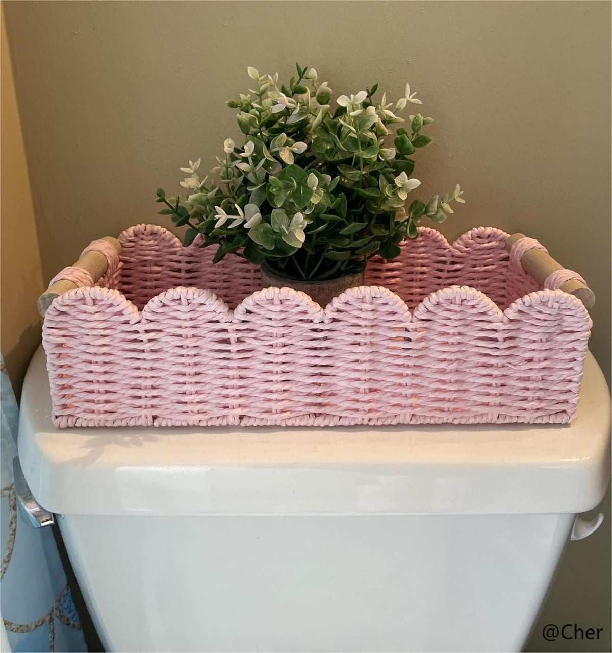 Paper Rope Scalloped Edge Gift Basket Empty