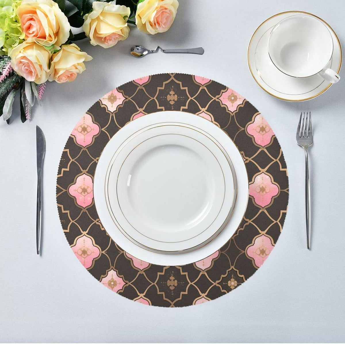 Quatrefoil Pattern Peach Gold Circle placemats Reusable Chalkboard placemats Faux Leather placemats for Dining Table placemats Easy to Clean Waterproof 6 Piecing placemat Set 15.4x15.4in