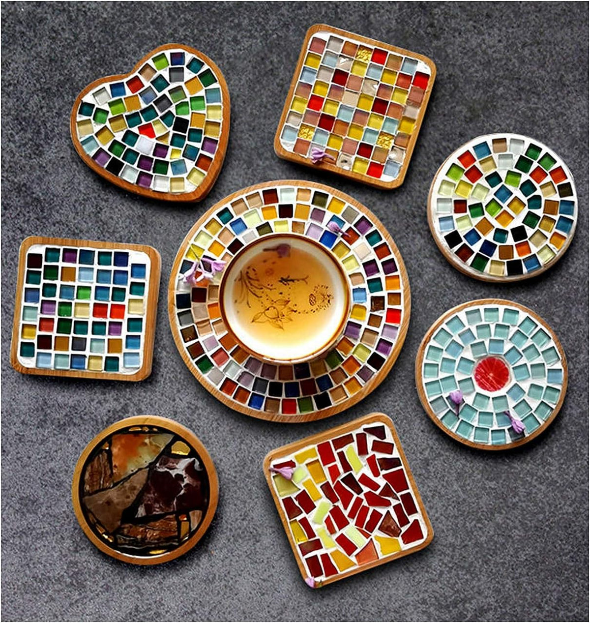 100 Pieces Mosaic Tiles Squares Bulk Pink Crystal Mosaic Stained Glass for Crafts Supplies DIY Picture Frames Handmade Jewelry Coasters Art Material Decoration,1x1cm