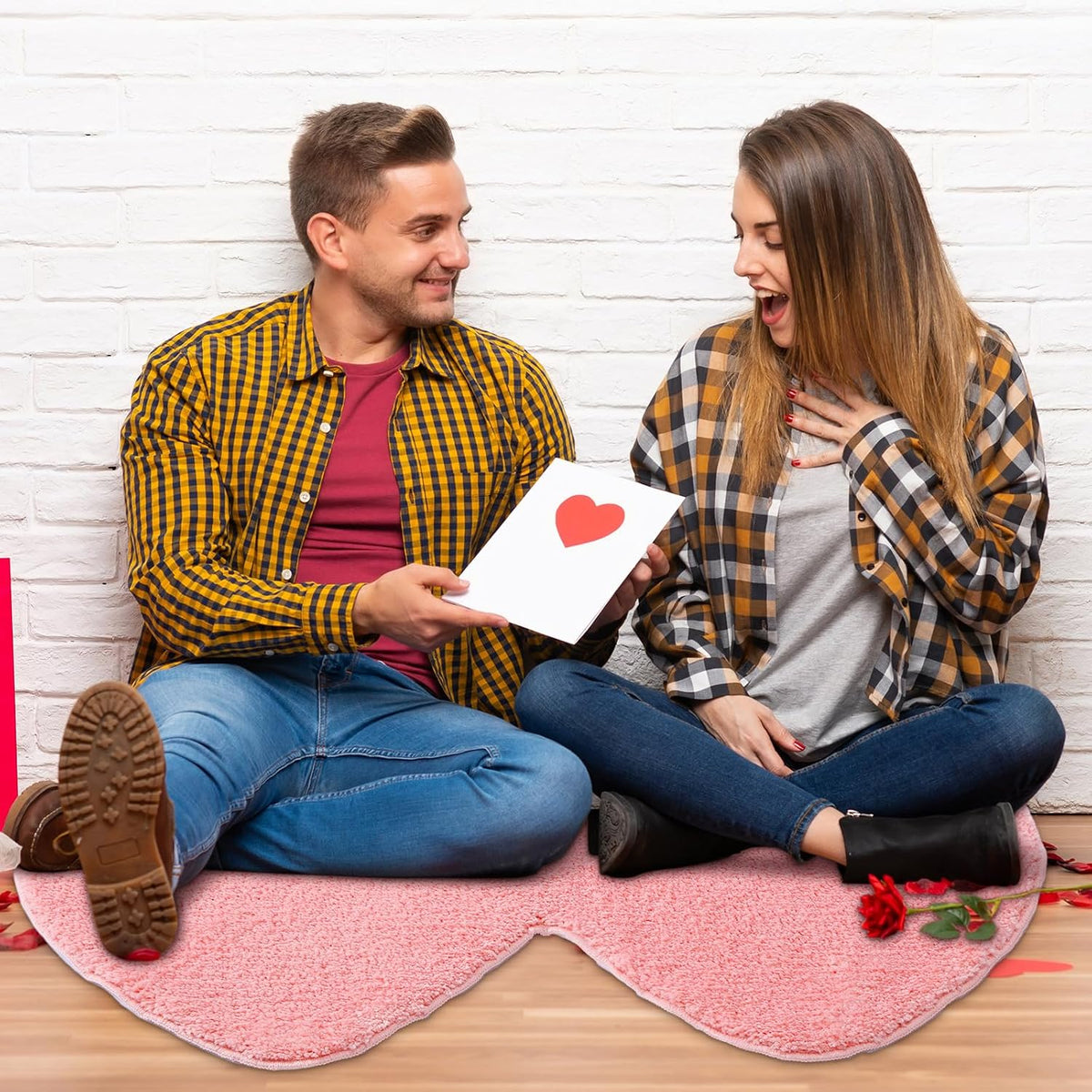 Valentines Heart Rug Double Heart Shaped Bathroom Rug Decorative Non Slip Doormat Washable Love Shag Shower Mat Home Bedroom Living Room 15.75 x 31.5 Inch(Pink)