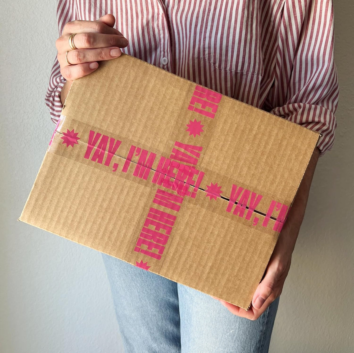 Fun Clear Shipping Tape with "Yay, I'm Here!" Print –