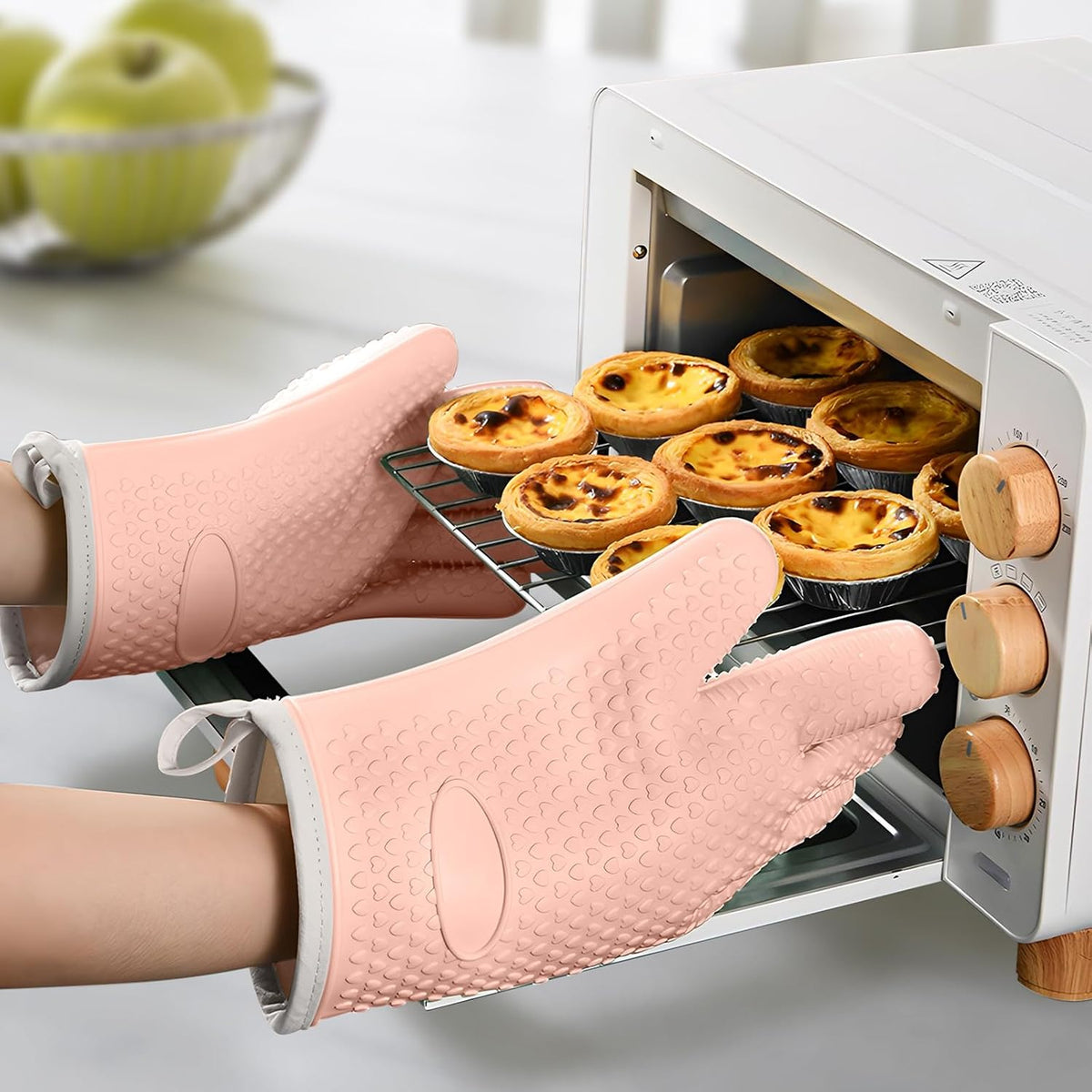 1 Pair Oven Mitts, Heat Resistant Protective Oven Gloves, Cotton Lined Silicone Kitchen Mitts Pair, Nonslip Silicone Cooking Gloves with Fingers (Light Pink)