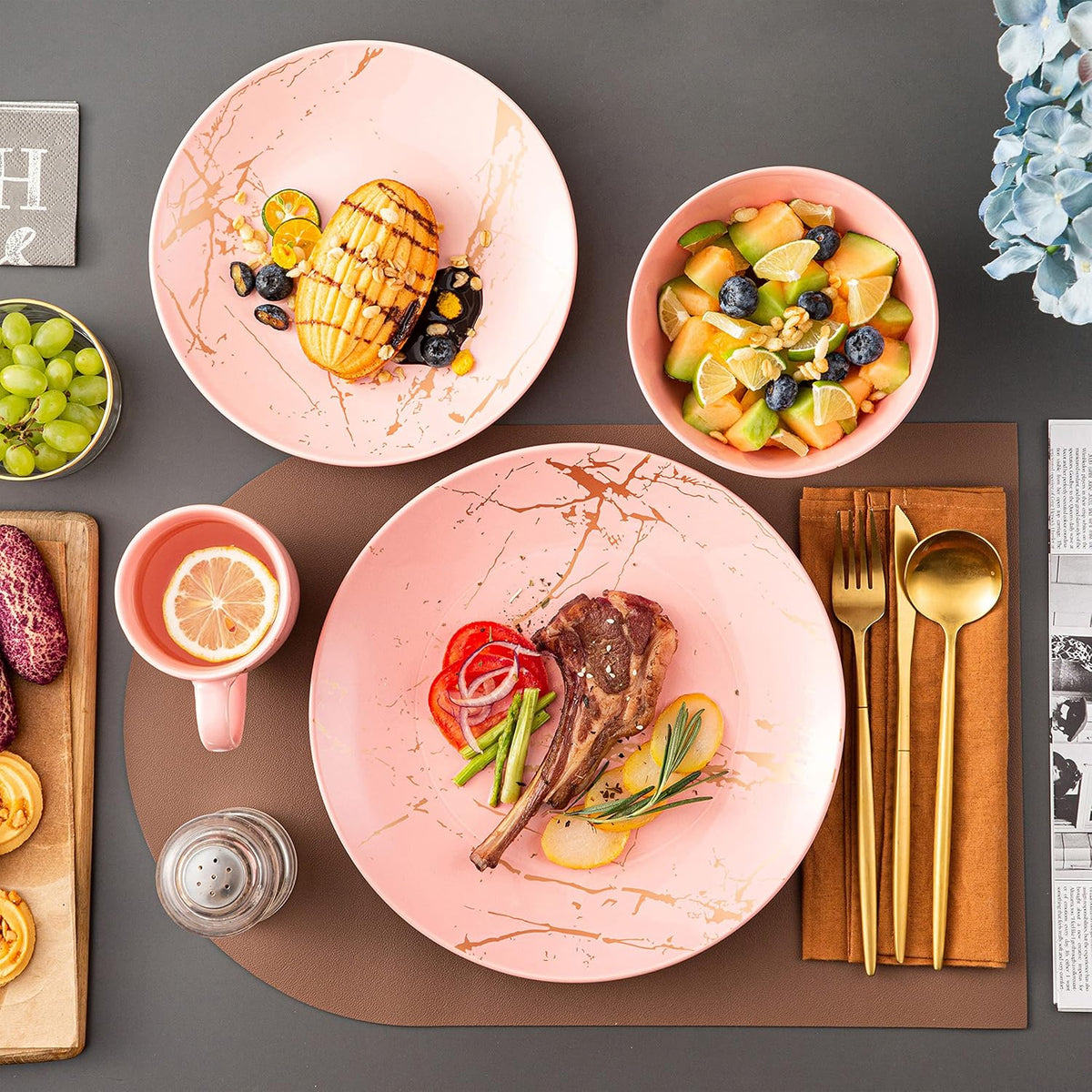 Pink Dinnerware Set for 4, 16 Piece Porcelain Dish With Plates, Bowls and Mugs, Gold Splash Glaze Round Modern Ceramic Dinner Set, Dishwasher Microwave Safe