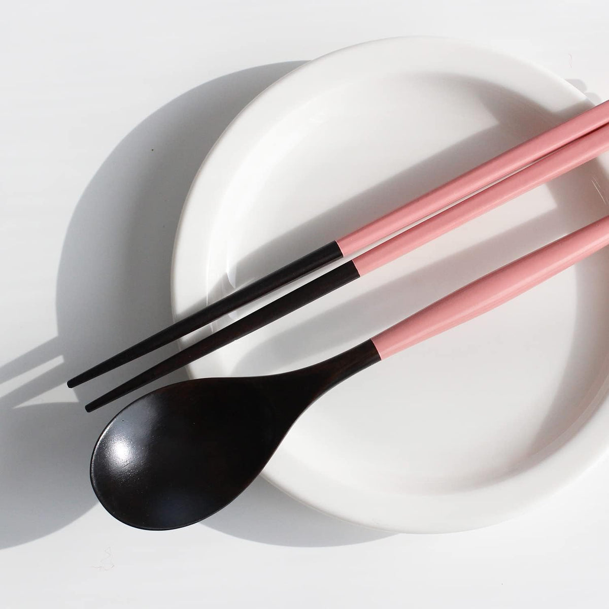 Korea Traditional Reusable Lacquer Wooden Chopsticks & Spoon Set, 2 Pair (Pink)