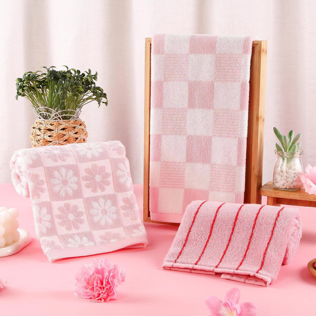 Pink Hand Towels Checkered Cute for Bathroom Kitchen Bath