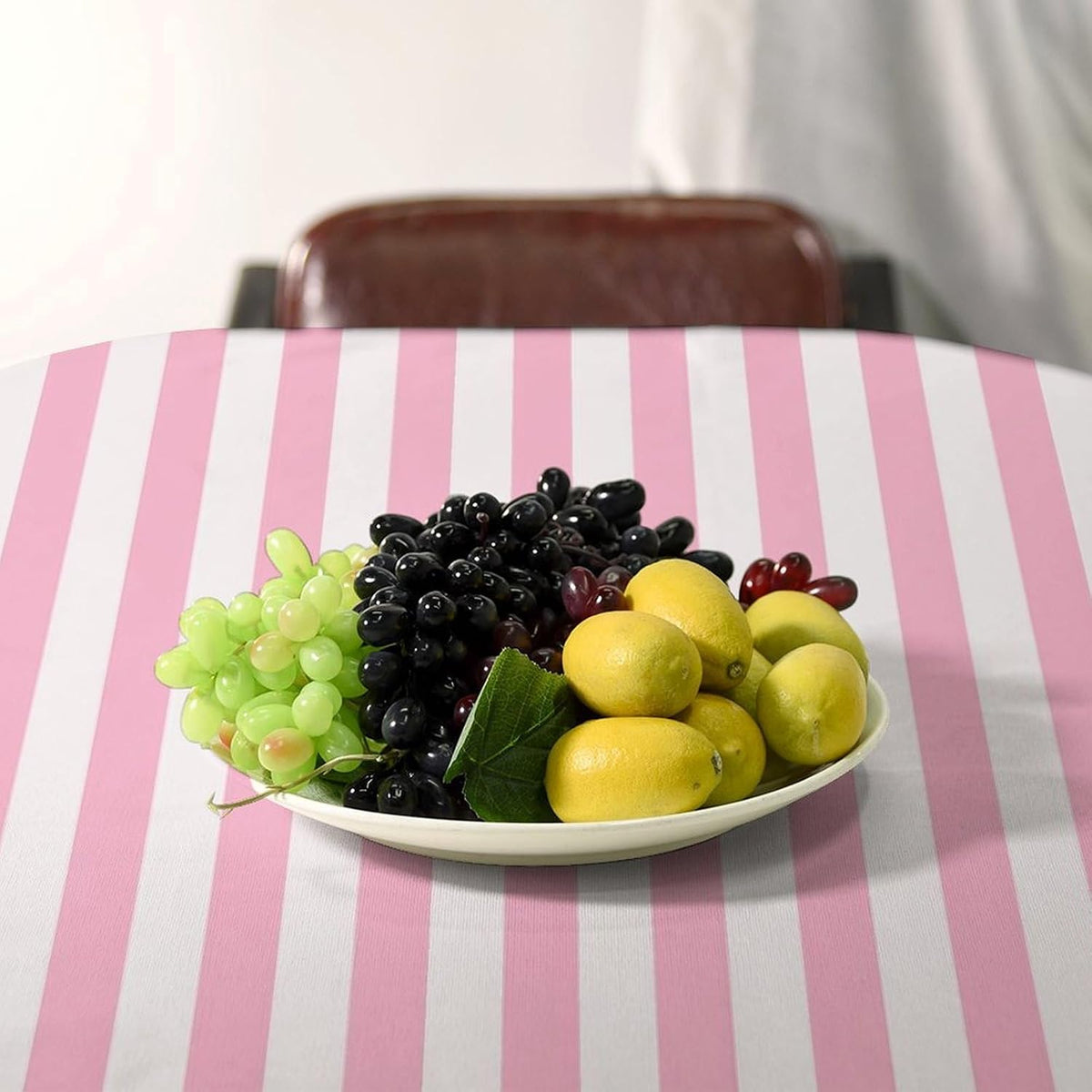 Stripe Tablecloths Vertical Pink White Striped Pattern Design Print Table Cover for Home Party Dining Room Kitchen Decor, 55x75in【Rectangle】