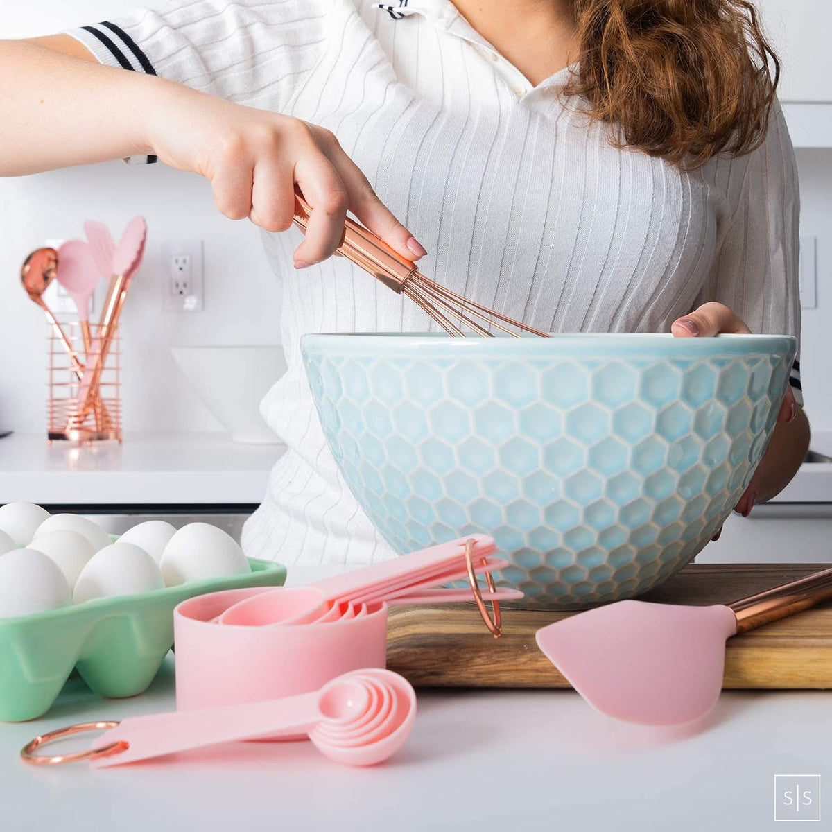 Copper and Pink Kitchen Utensils Set, 17-Piece