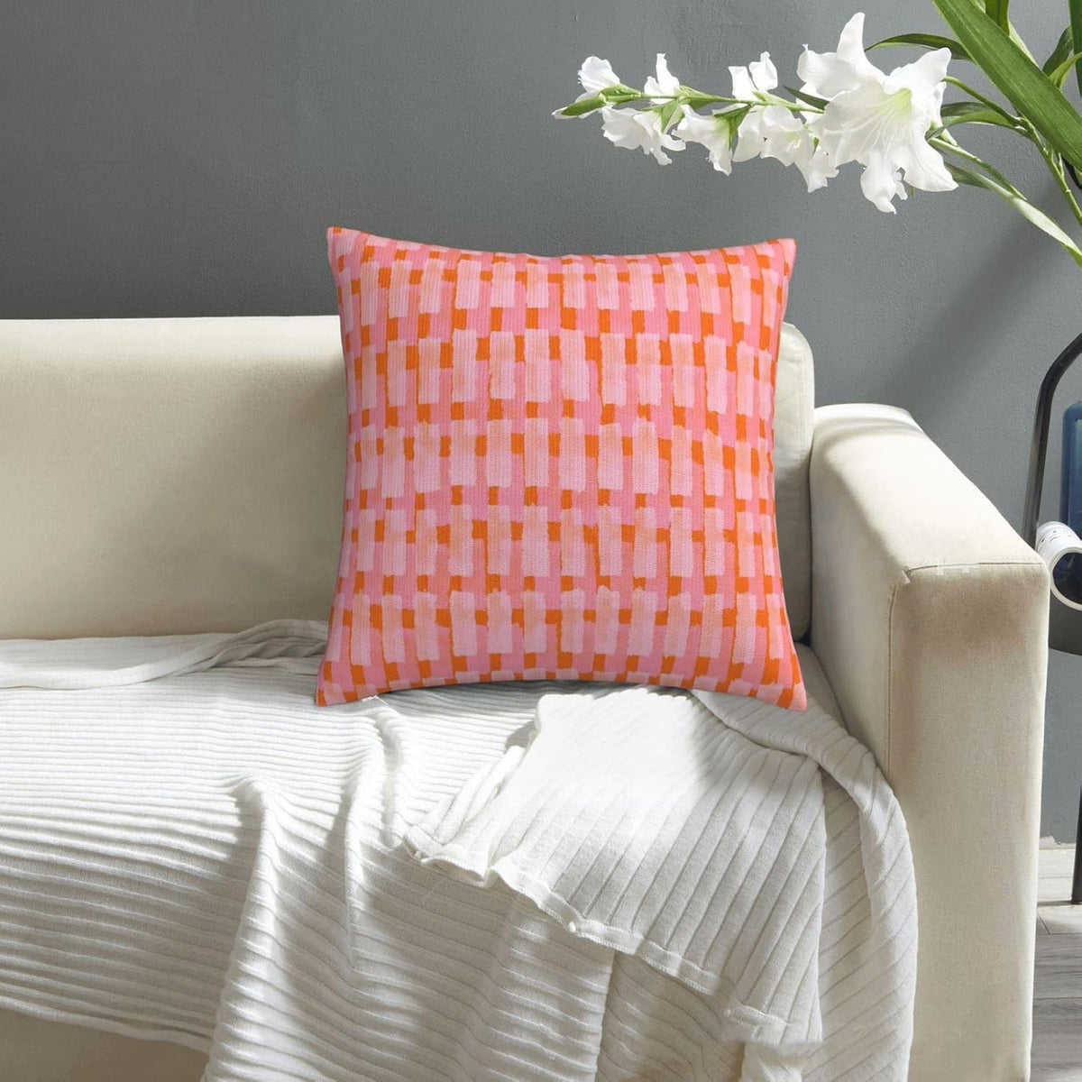 Pink and Orange Throw Pillow Home Set Comfortable Square Pink and Orange Velvet Pillowcase Brush Strokes Bed，Geometric PillowSofa Decoration Living Room Office Cushion Cover 18"x18"Inches