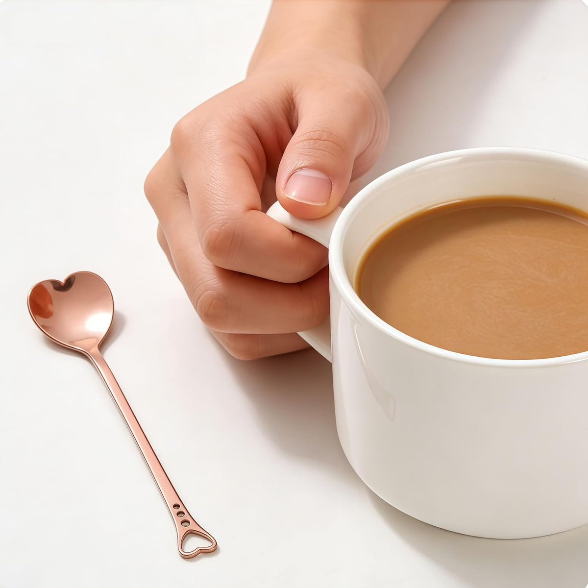 jinyatu Stainless Steel Dessert Spoon Creative Cute Heart Shaped Espresso Spoons Kitchen Accessory for Cake Tea Sugar Ice Cream Fruit 8 pieces (rose gold)