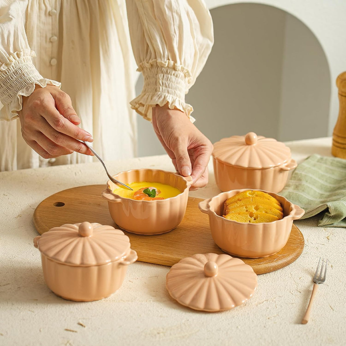Scallop Edge Mini Cocotte Casserole Set of 4 (Soft Pink)