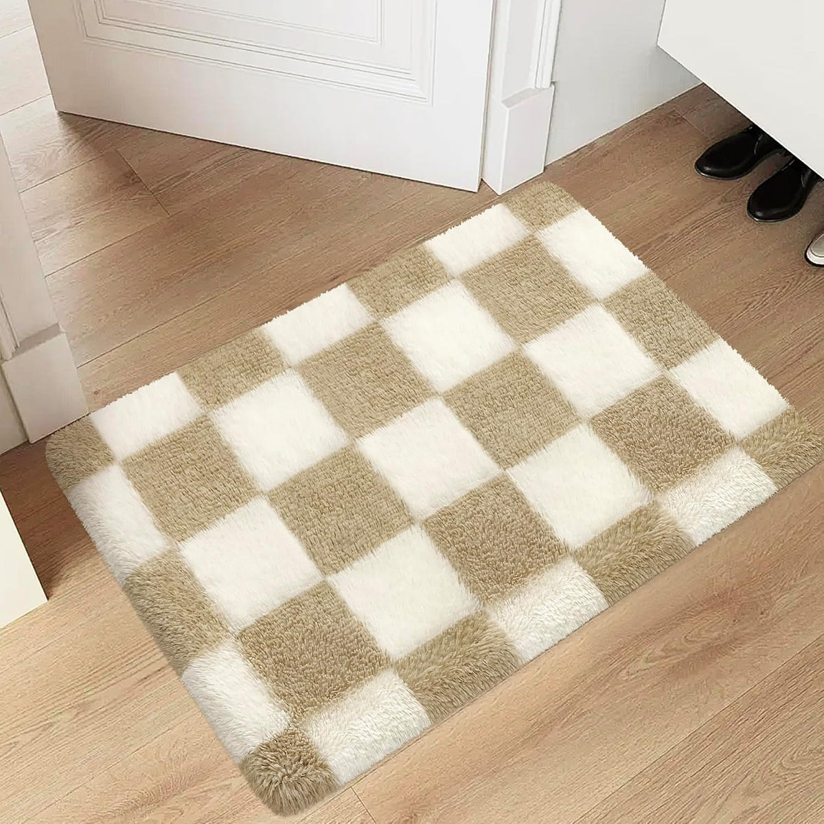 Soft Shag Fluffy Small Rug for Bedroom, 2x3 Washable Fuzzy Beige Checkered Rug for Living Room Indoor Entryway Throw Rugs for Kids Girls Boys Room Nursery