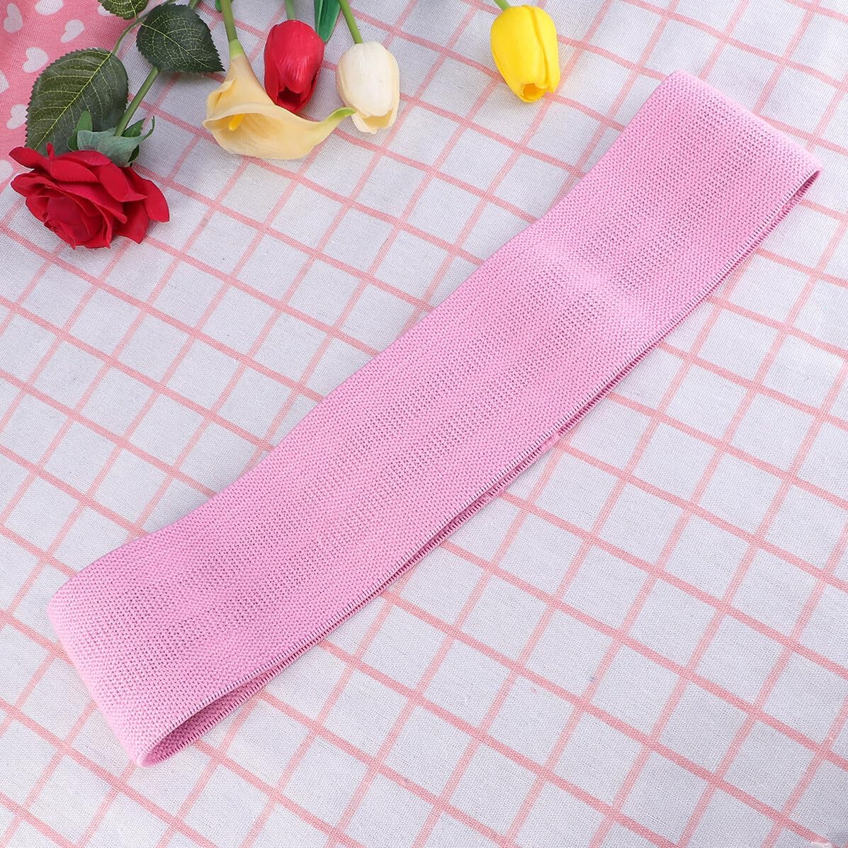 Resistance Hip Band for Women Pink Elastic Booty Builder Tension Band for Squats Glute Activation Leg Exercises Hip Thrusts Lightweight Fitness Workout Gym and Home Use