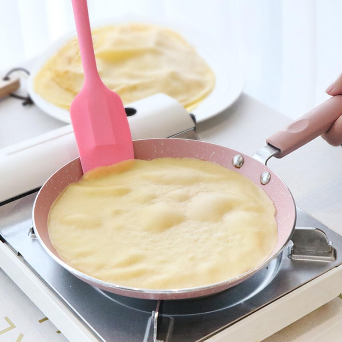 Pink Aluminum Non Stick Frying Pan for Omelette and Pancake Cooking
