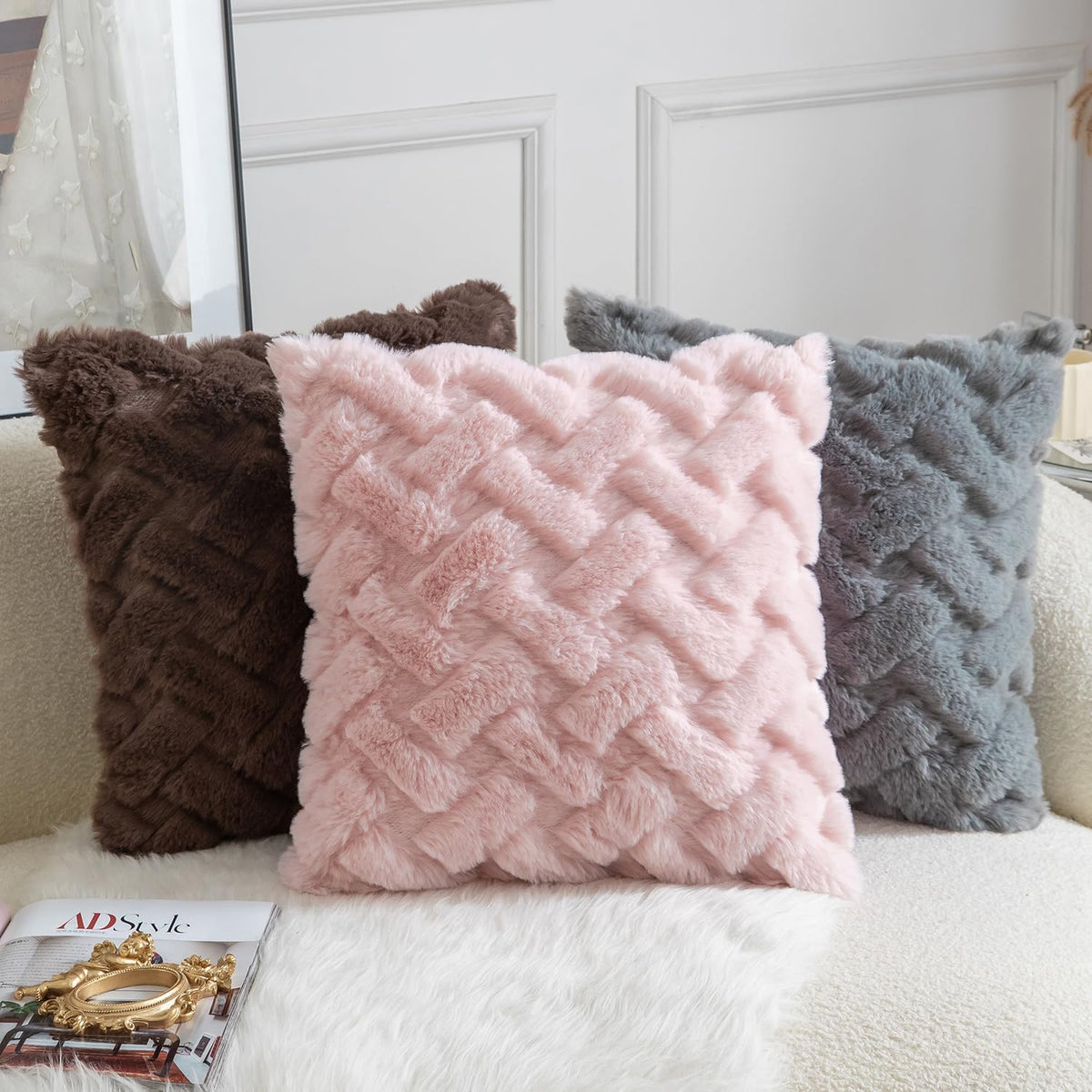 Set of 2 Decorative Throw Pillow Covers Thick Plush Wool Throw Pillows Super Soft Luxury Faux Rabbit Fur Velvet Cushion Covers for Couch Sofa Bed Living Room 18x18 Inch Pink