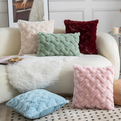 Set of 2 Decorative Throw Pillow Covers Thick Plush Wool Throw Pillows Super Soft Luxury Faux Rabbit Fur Velvet Cushion Covers for Couch Sofa Bed Living Room 18x18 Inch Pink