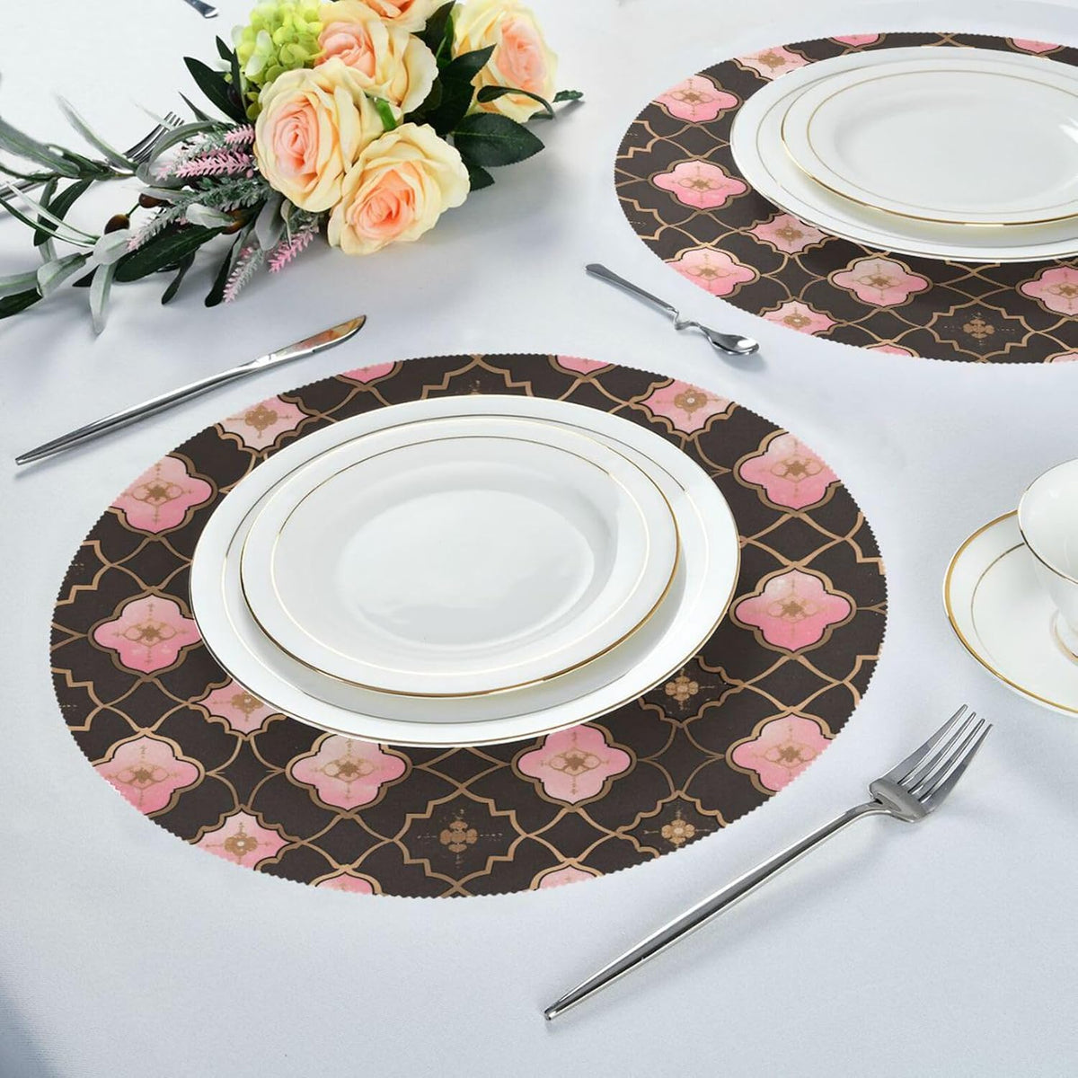 Quatrefoil Pattern Peach Gold Burlap Round placemats Dinner Waterproof 6 Piecing placemat Set 15.4x15.4in
